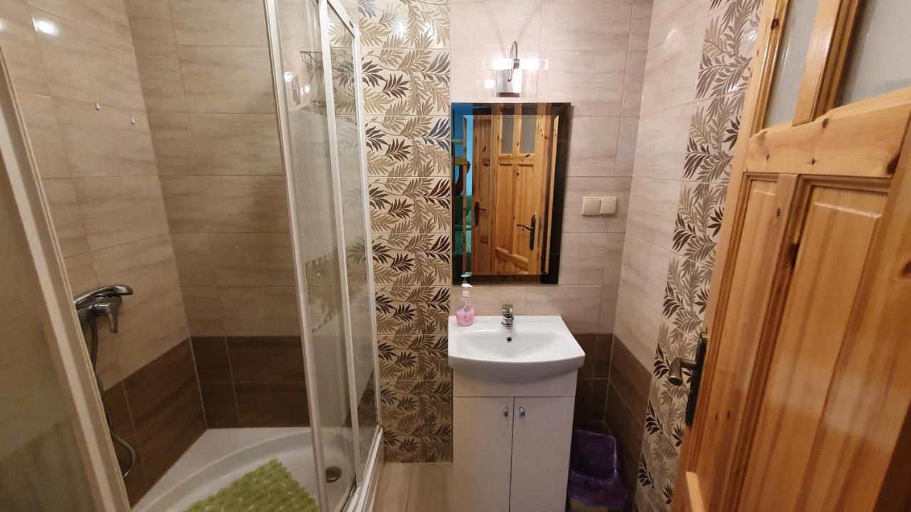 "U Izy" Pokoje Goscinne I Przyczepy Campingowe Mielno  Luaran gambar